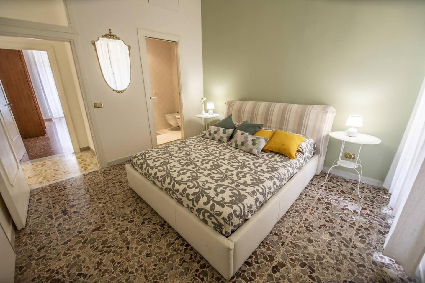 Green Rose Appartamento Nel Cuore Di Roma Экстерьер фото
